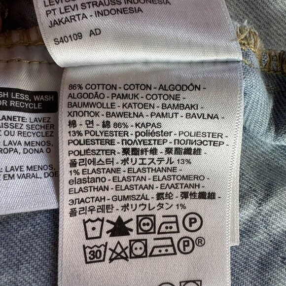 Levi’s Premium Women’s Ex-Boyfriend Trucker Jacket Light Blue Size S Oversized - Picture 4 of 7